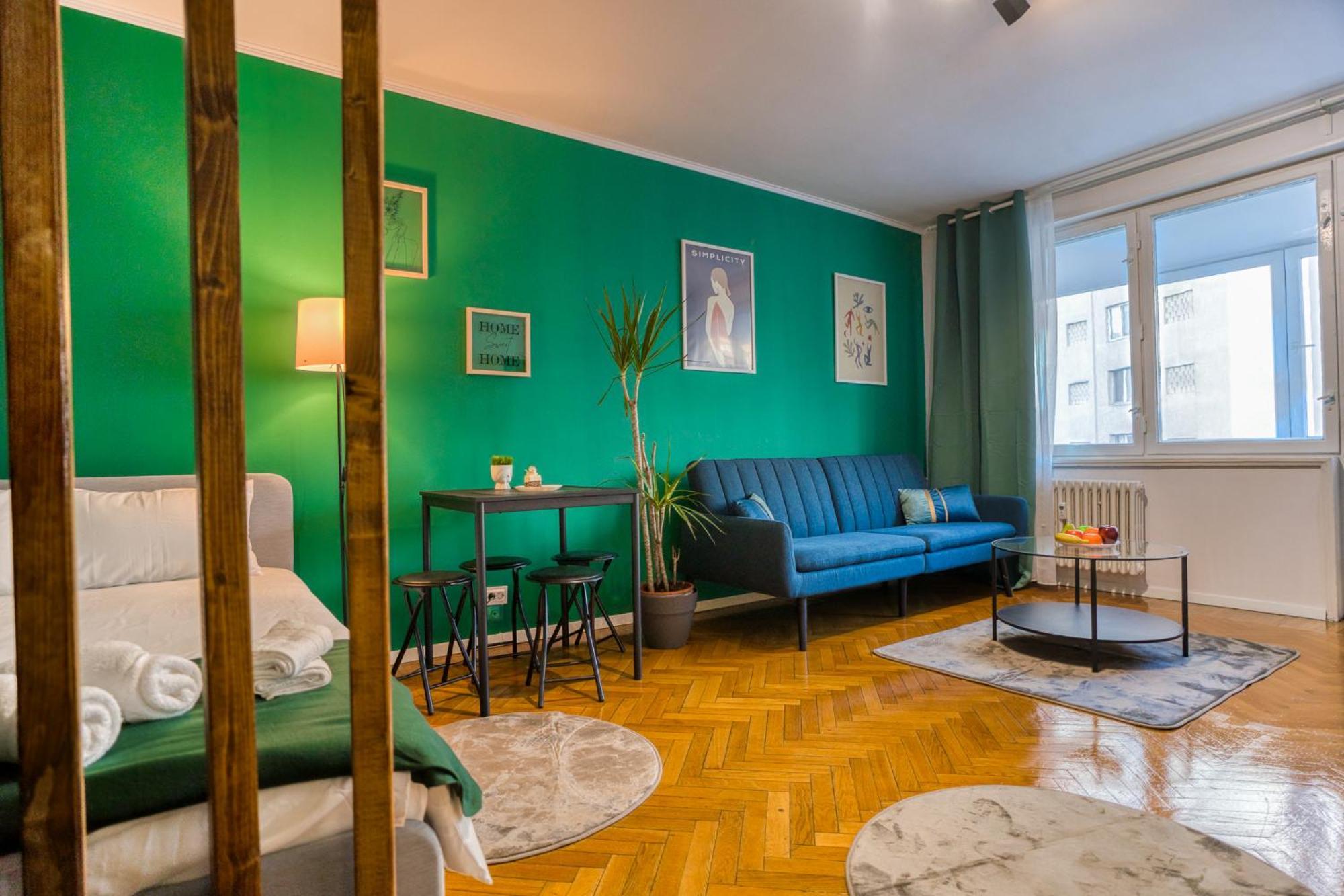 Hacienda Royal Palace - Central Designer Apartment Bucharest Exterior photo